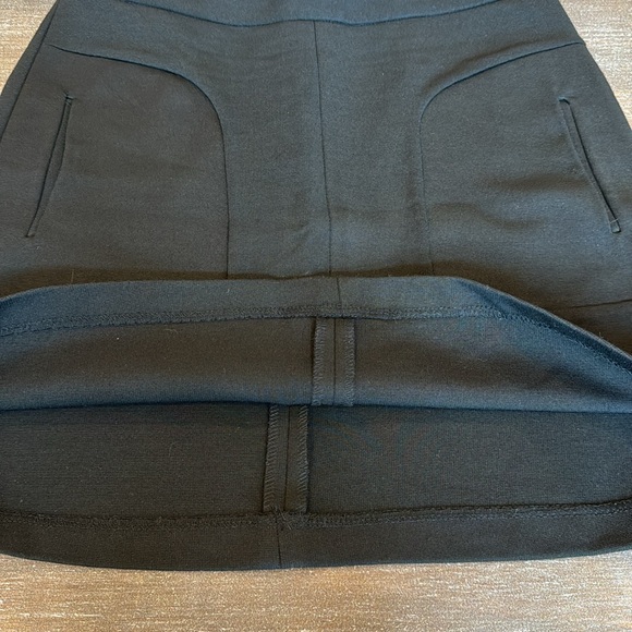 Maeve Anthropologie Mini Skirt Size 6 Black Pockets Exposed Back Zipper A-Line - Picture 7 of 9
